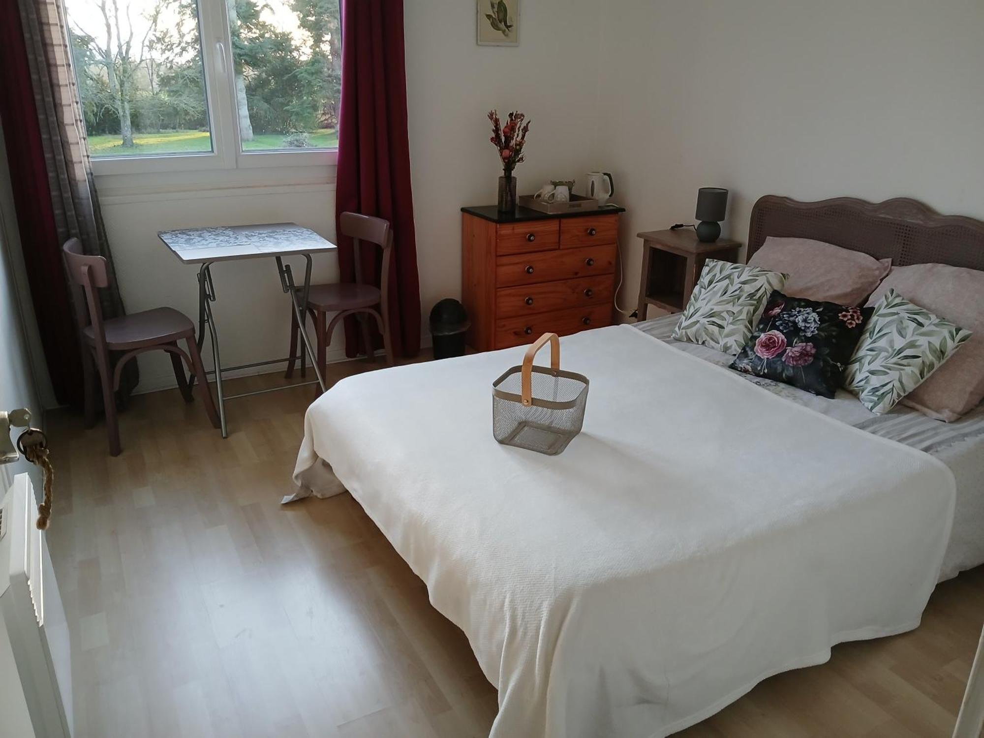 Bed and Breakfast Domaine Des Ifs Le Pin  Екстер'єр фото